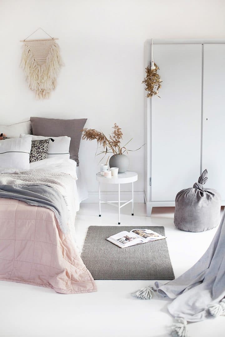dusty pink bedding